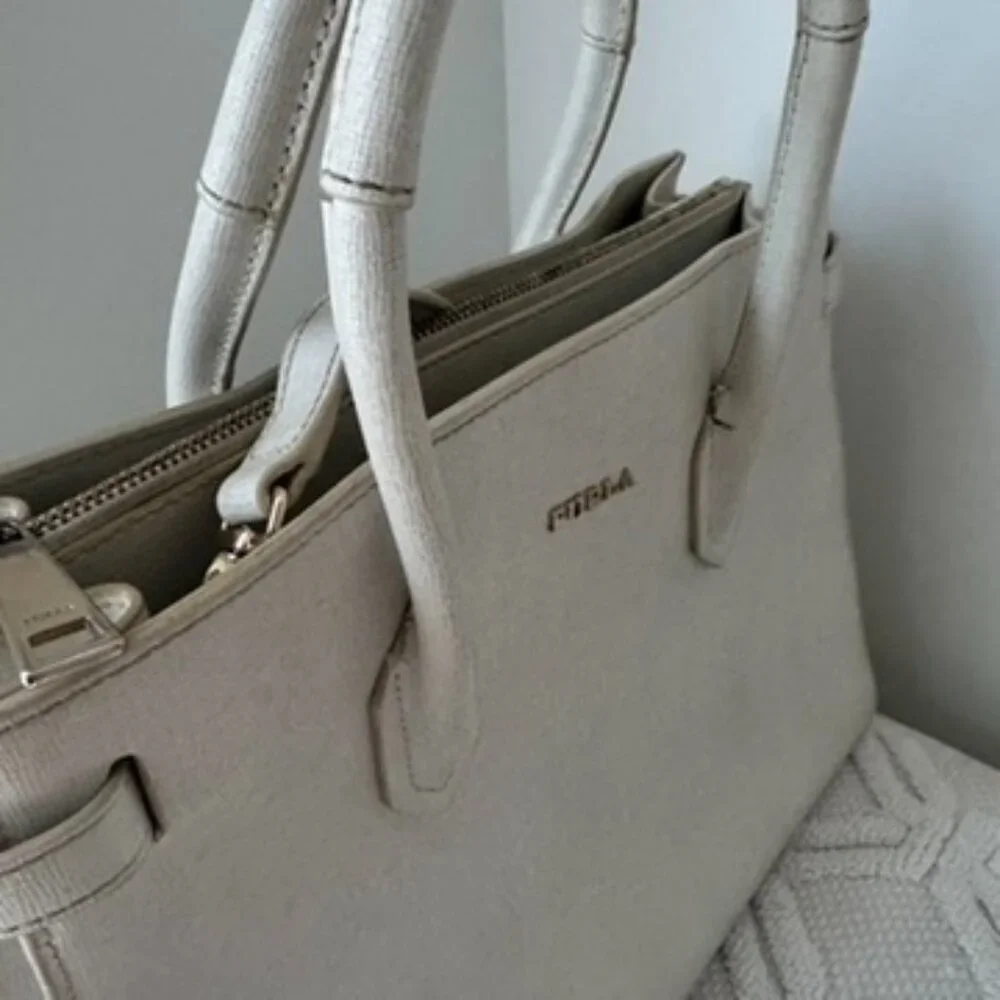 Furla Tote Crossbody - Picture 9 of 9
